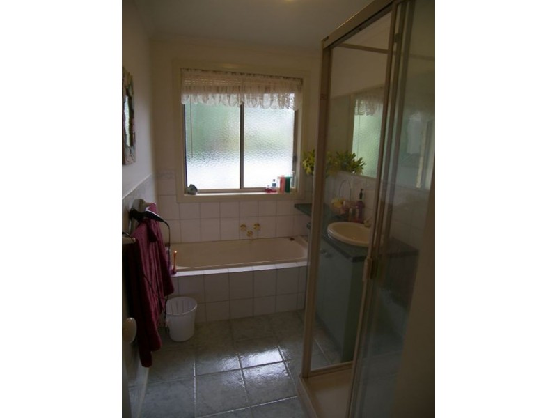 13 Loren Close, Ballarat VIC 3350