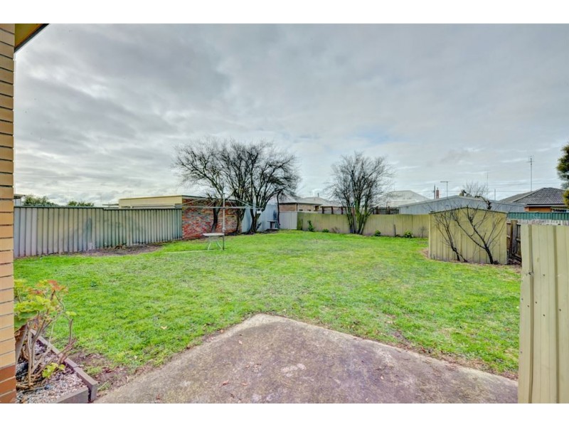 10 Harold Street, Wendouree VIC 3355