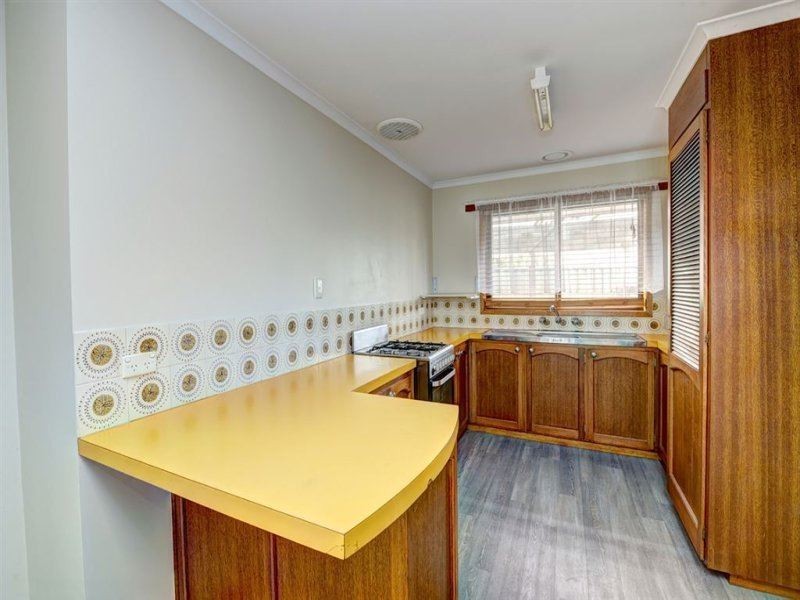 29 Marie Crescent, Wendouree VIC 3355