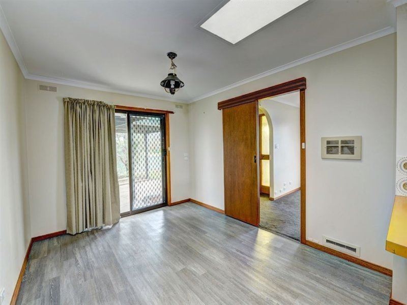 29 Marie Crescent, Wendouree VIC 3355