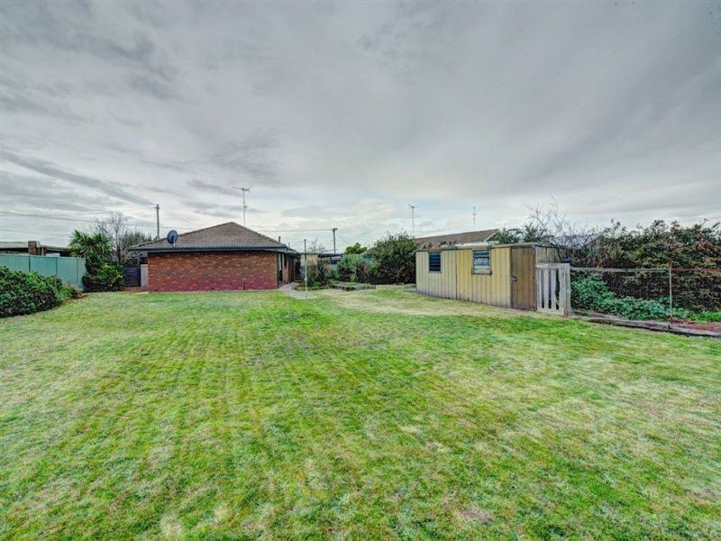 29 Marie Crescent, Wendouree VIC 3355
