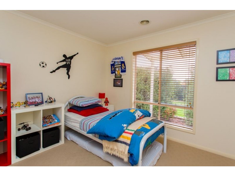 3 Leicester Court, Alfredton VIC 3350