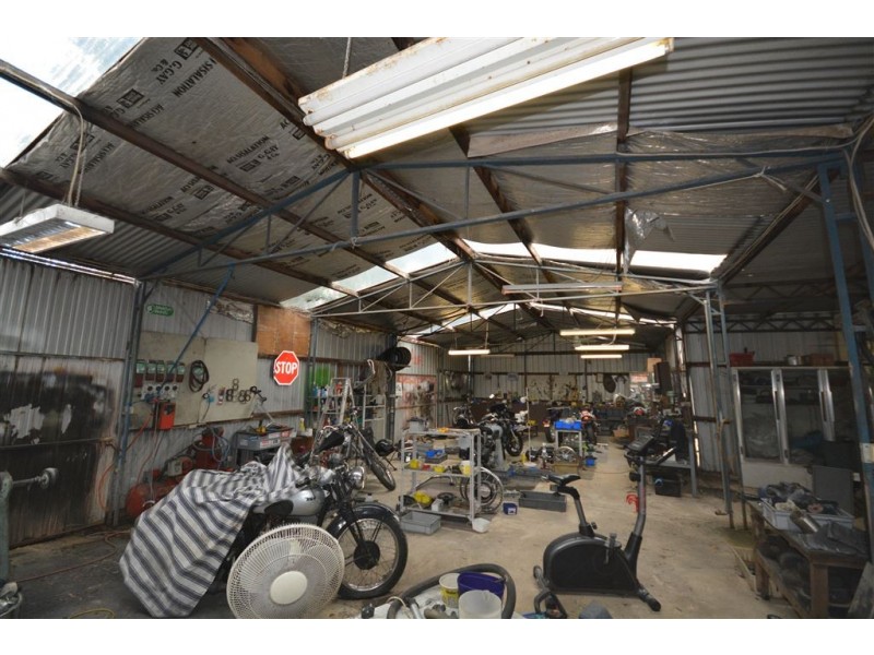 2 Pollards Lane, Creswick VIC 3363