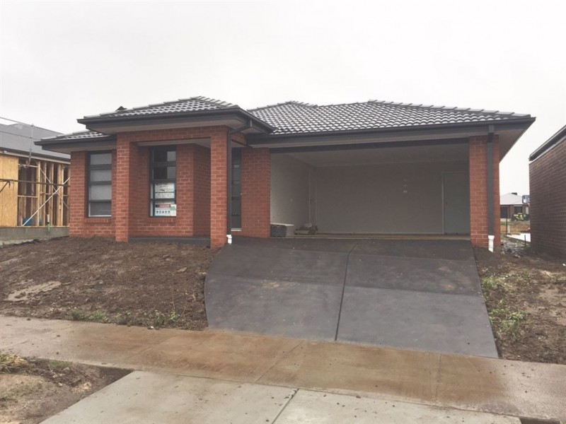 13 Dromana Street, Alfredton VIC 3350