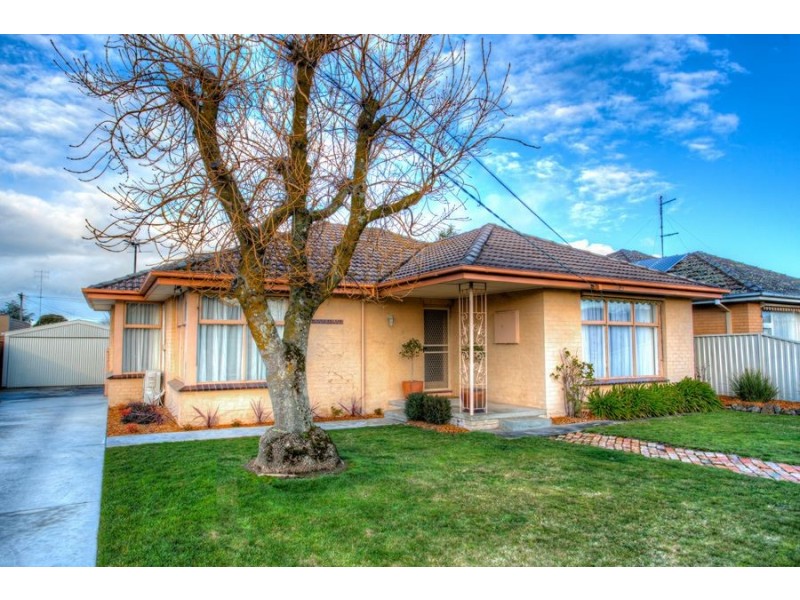 330 Forest Street, Wendouree VIC 3355