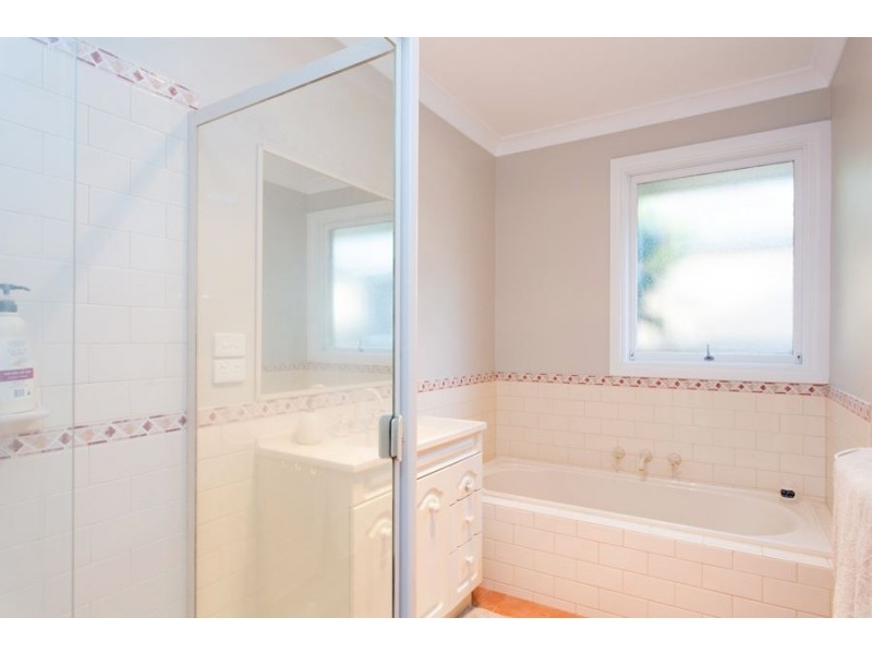 330 Forest Street, Wendouree VIC 3355