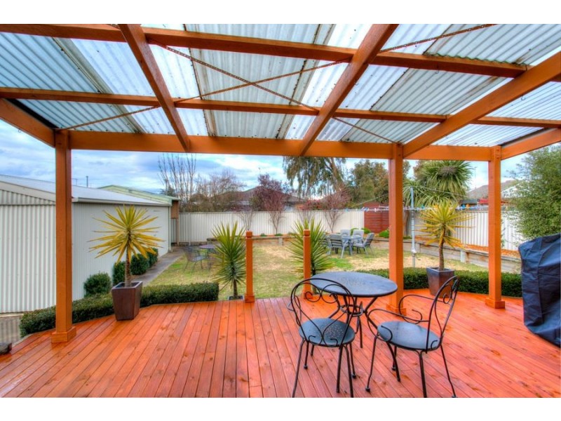 330 Forest Street, Wendouree VIC 3355