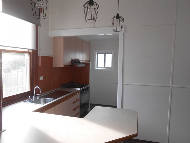 4 Howard Street, Soldiers Hill VIC 3350