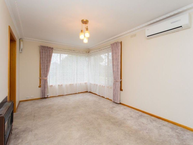 44 Marie Crescent, Wendouree VIC 3355