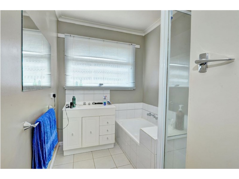 6 Cuthberts Road, Alfredton VIC 3350