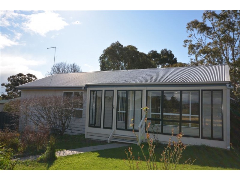 2 Wills Street, Creswick VIC 3363