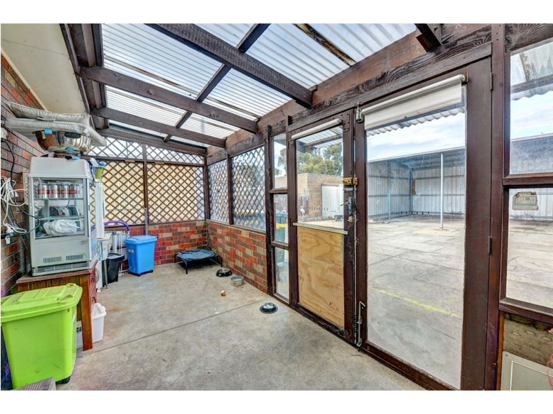 23 Whitelaw Avenue, Delacombe VIC 3356