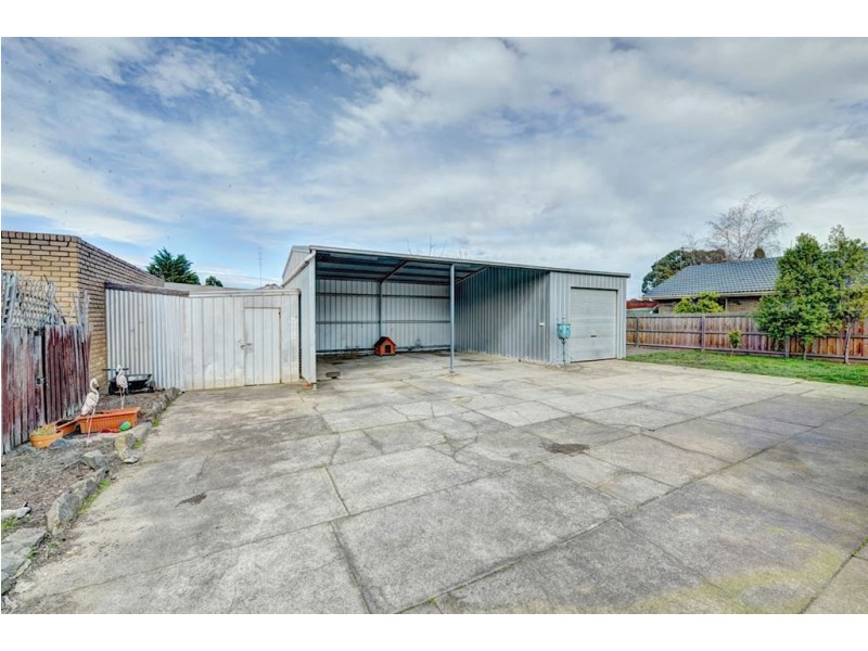 23 Whitelaw Avenue, Delacombe VIC 3356