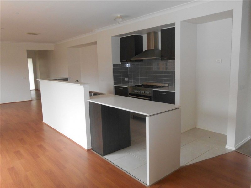 10 Clovedale Avenue, Alfredton VIC 3350