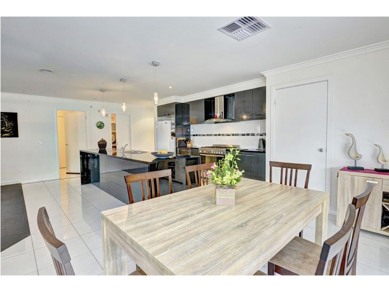 2 Oberon Street, Alfredton VIC 3350