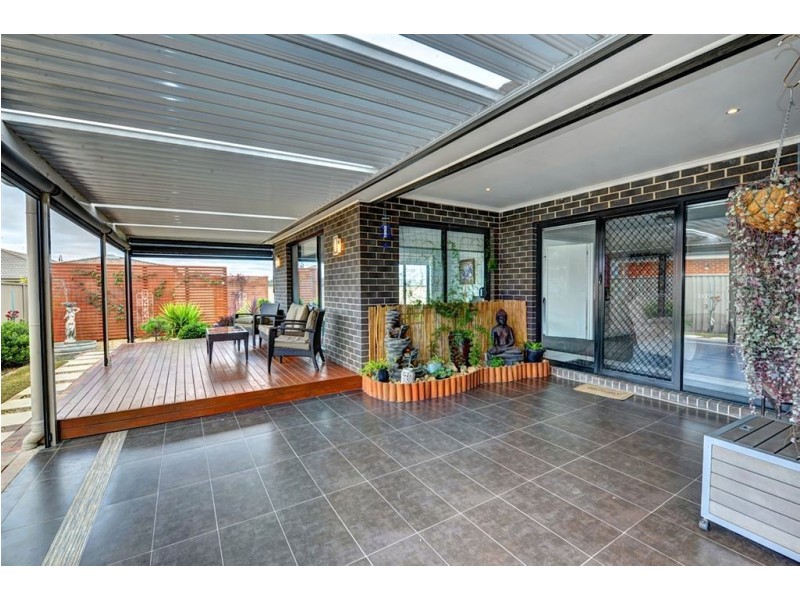 2 Oberon Street, Alfredton VIC 3350