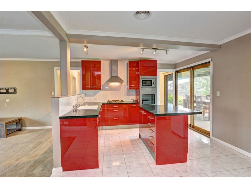 1/102 Warrenheip Street, Buninyong VIC 3357