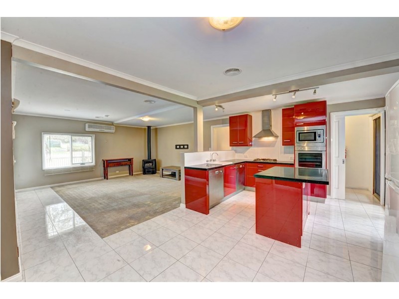 1/102 Warrenheip Street, Buninyong VIC 3357