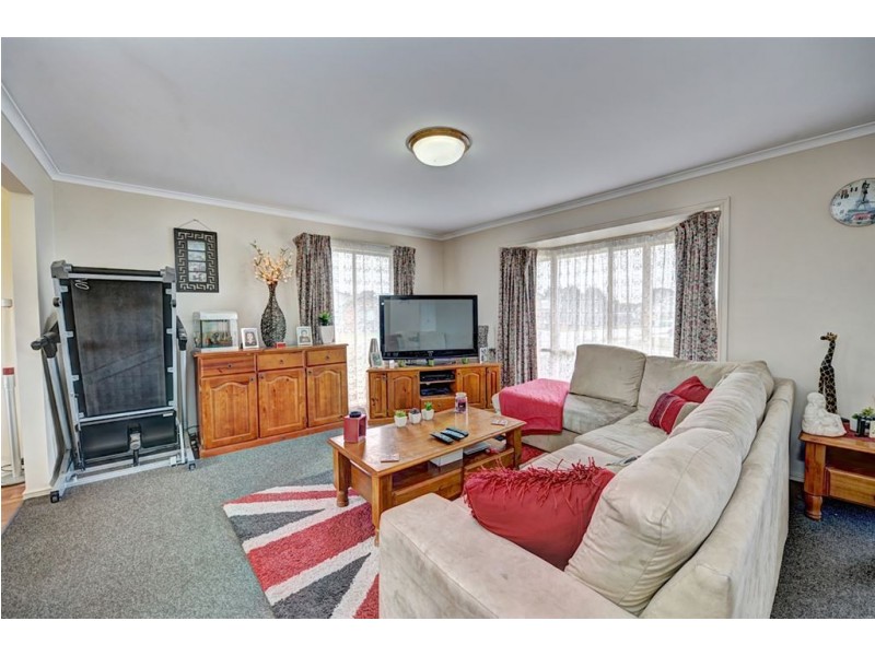 4 Royale Street, Delacombe VIC 3356