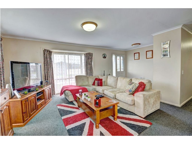 4 Royale Street, Delacombe VIC 3356