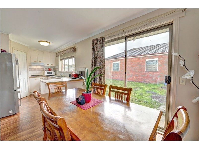 4 Royale Street, Delacombe VIC 3356