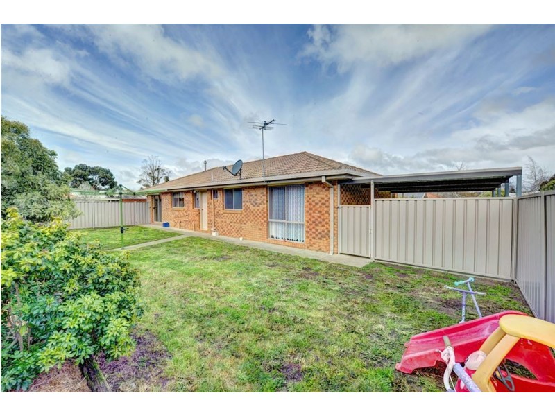 4 Royale Street, Delacombe VIC 3356