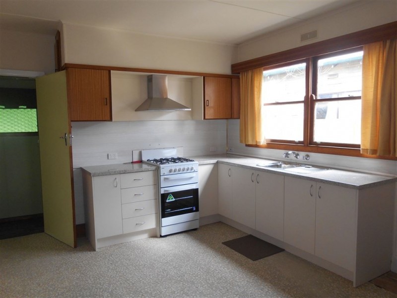 16 Albert, Sebastopol VIC 3356