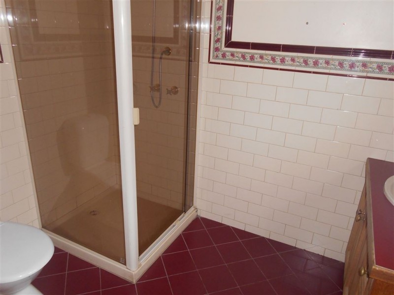 16 Redford Drive, Wendouree VIC 3355