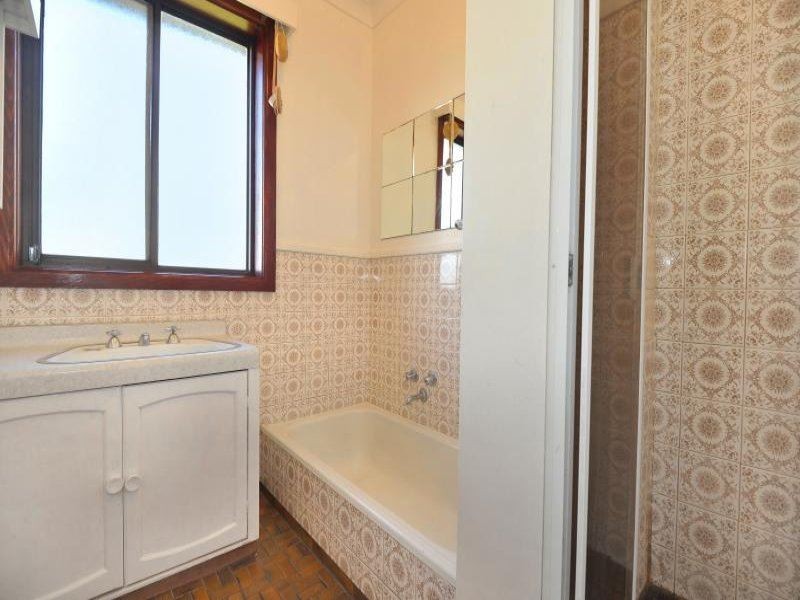 2 Margaret Street, Wendouree VIC 3355