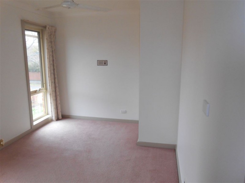 6 Alfred Street North, Lake Wendouree VIC 3350