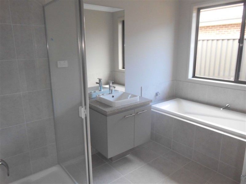 9 Pengelly Road, Alfredton VIC 3350