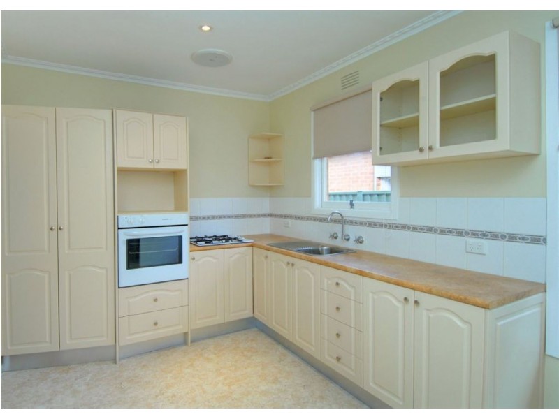 27 Eton Street, Wendouree VIC 3355