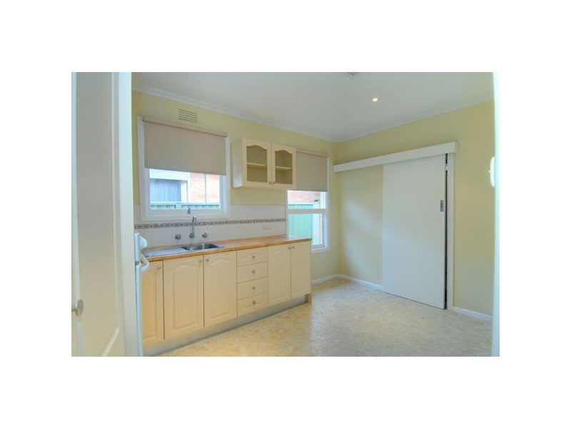 27 Eton Street, Wendouree VIC 3355