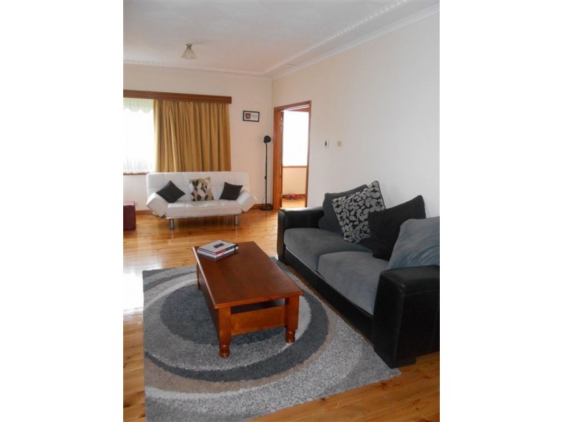 906a ligar street, Soldiers Hill VIC 3350