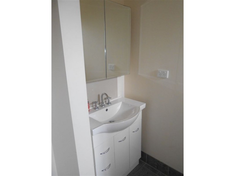 906a ligar street, Soldiers Hill VIC 3350