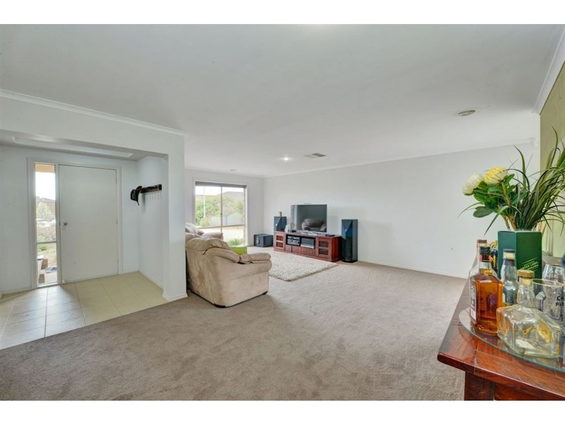 7 Citadel Court, Miners Rest VIC 3352