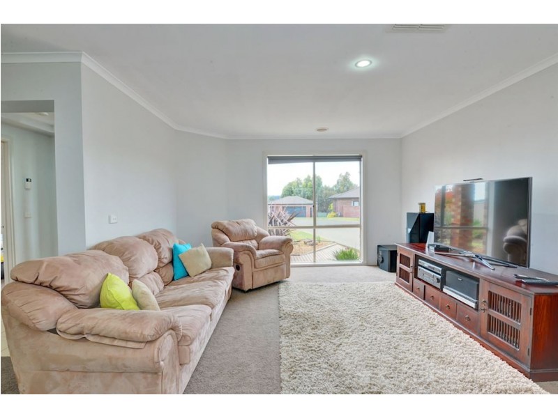 7 Citadel Court, Miners Rest VIC 3352