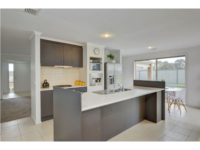 7 Citadel Court, Miners Rest VIC 3352