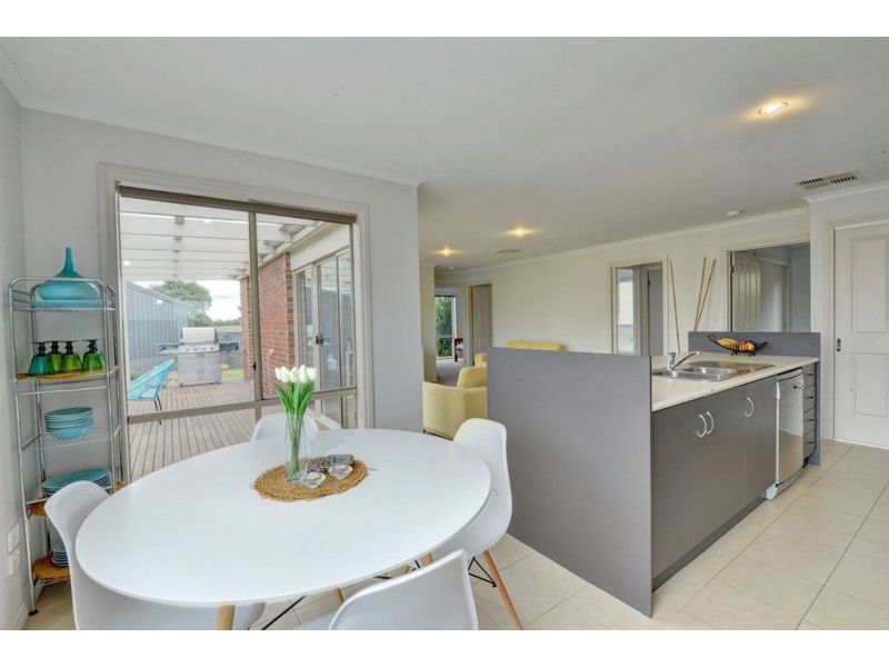 7 Citadel Court, Miners Rest VIC 3352