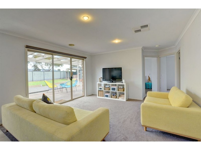 7 Citadel Court, Miners Rest VIC 3352
