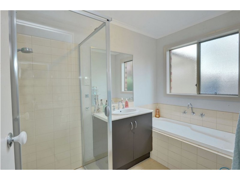 7 Citadel Court, Miners Rest VIC 3352