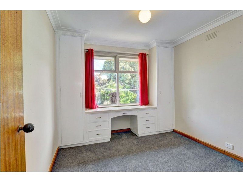 3 Whitelaw Avenue, Delacombe VIC 3356