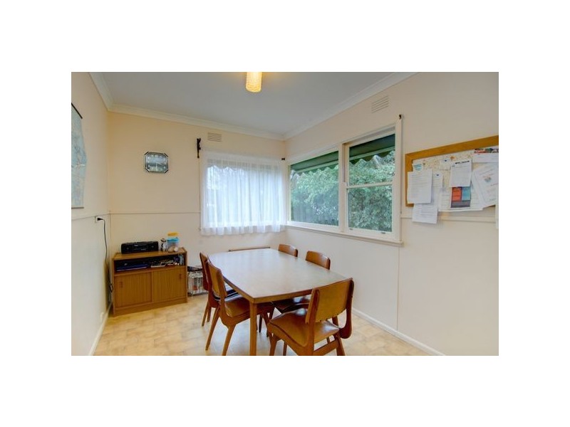 26 Cambridge Street, Wendouree VIC 3355