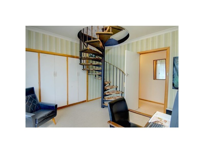 26 Cambridge Street, Wendouree VIC 3355