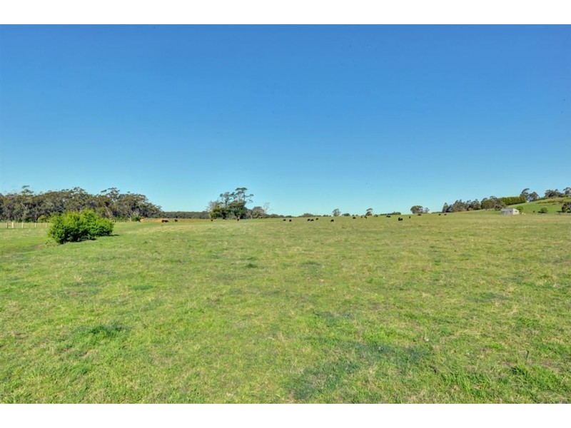 Lots 1 – 6 Bell Avenue & Yankee Flat Road, Mount Helen VIC 3350