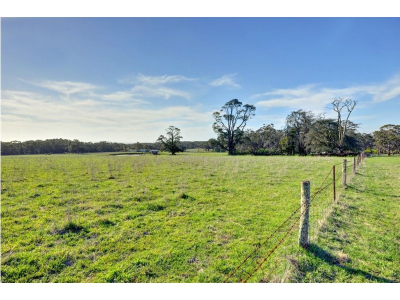 Lots 1 – 6 Bell Avenue & Yankee Flat Road, Mount Helen VIC 3350