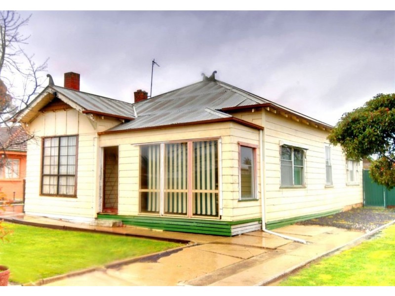 56 Service Street, Clunes VIC 3370