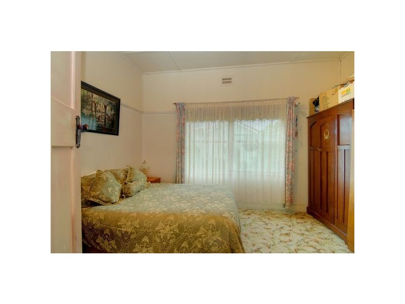 56 Service Street, Clunes VIC 3370