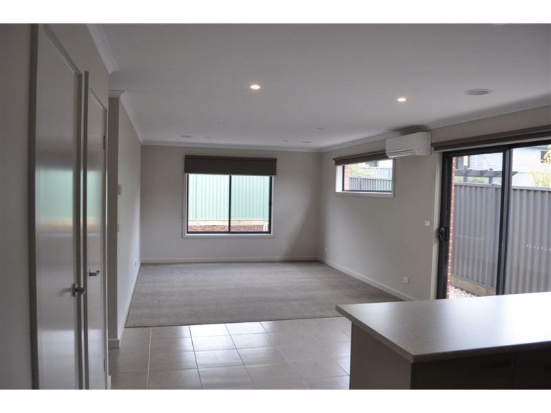 104a Johns Street, Ballarat East VIC 3350