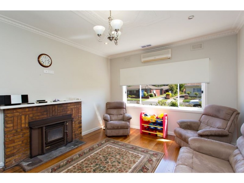 12 Park Street, Wendouree VIC 3355